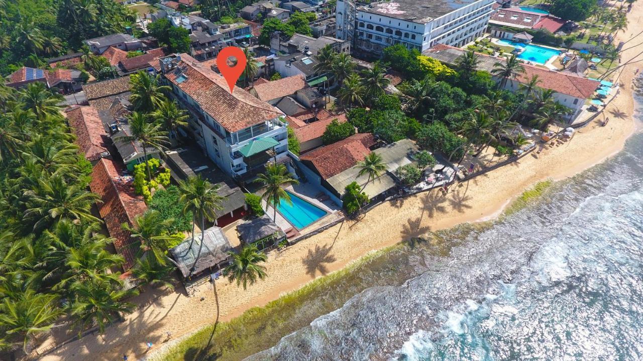 Lucky Seven Beach Resort Hikkaduwa Exterior photo